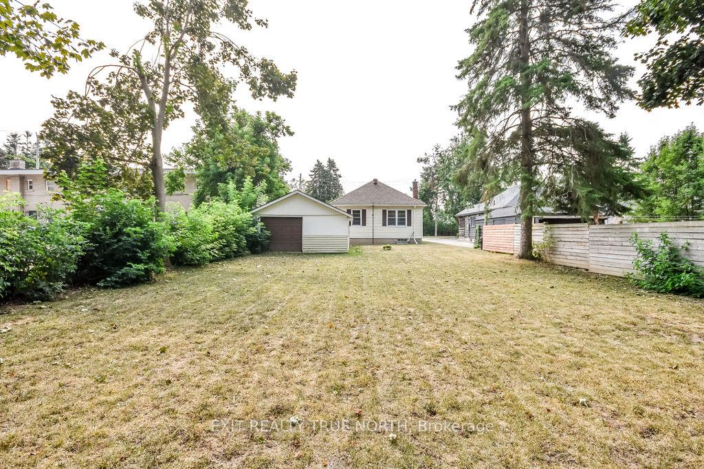 Photo 22 of 124 Queen Street, Barrie, Codrington — HOMEH