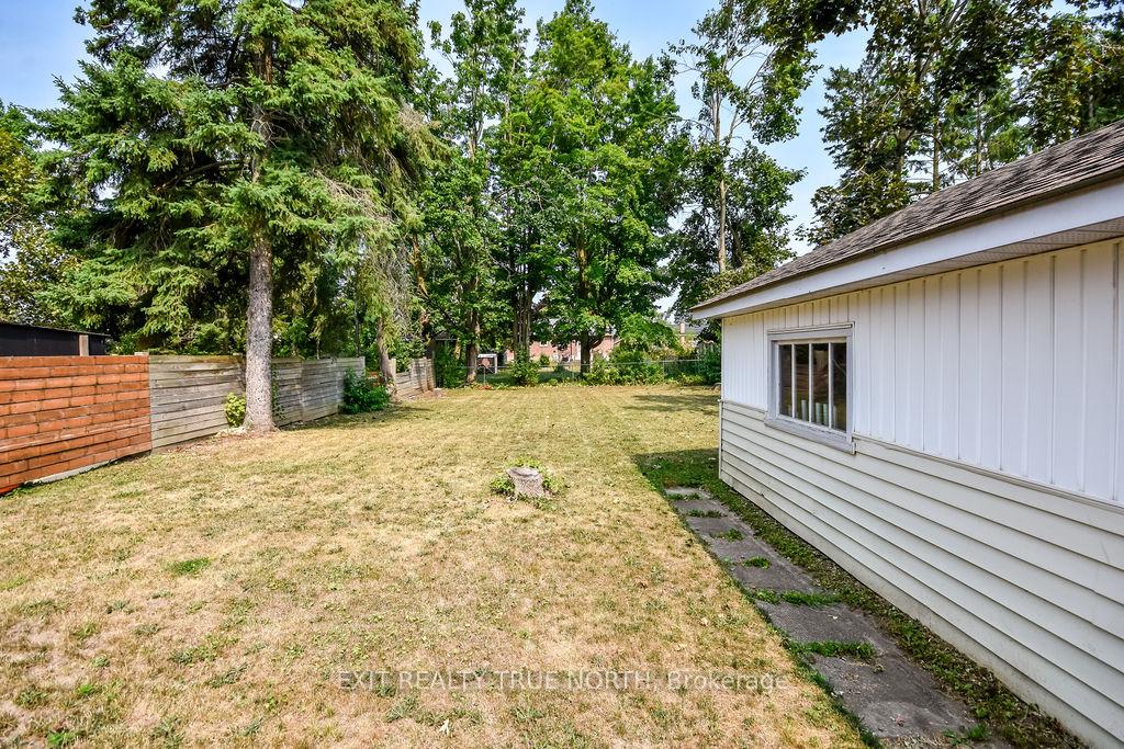 Photo 21 of 124 Queen Street, Barrie, Codrington — HOMEH
