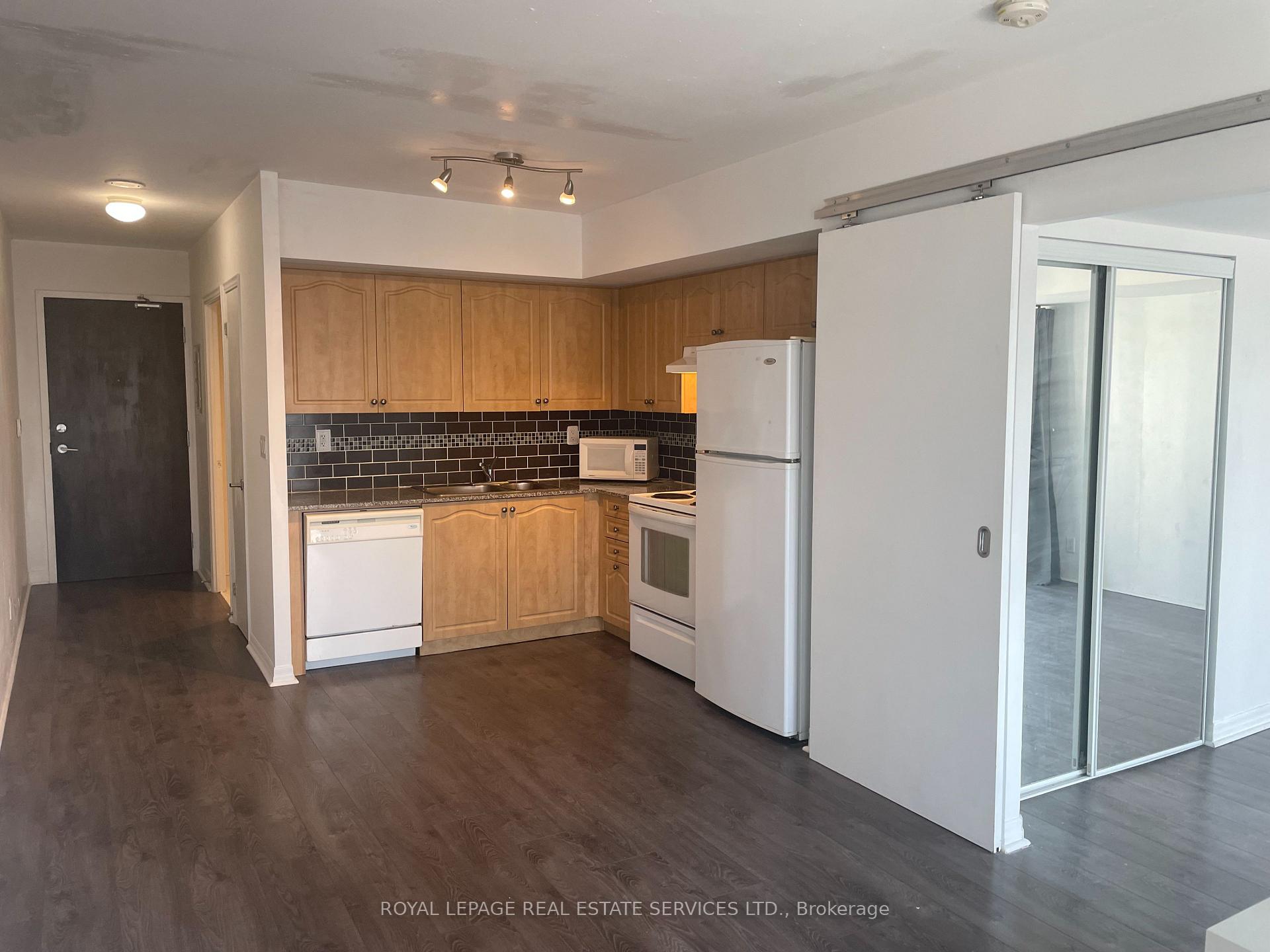 Photo 8 of Unit 1204, 22 Wellesley Street E, Toronto, Church-Yonge Corridor — HOMEH