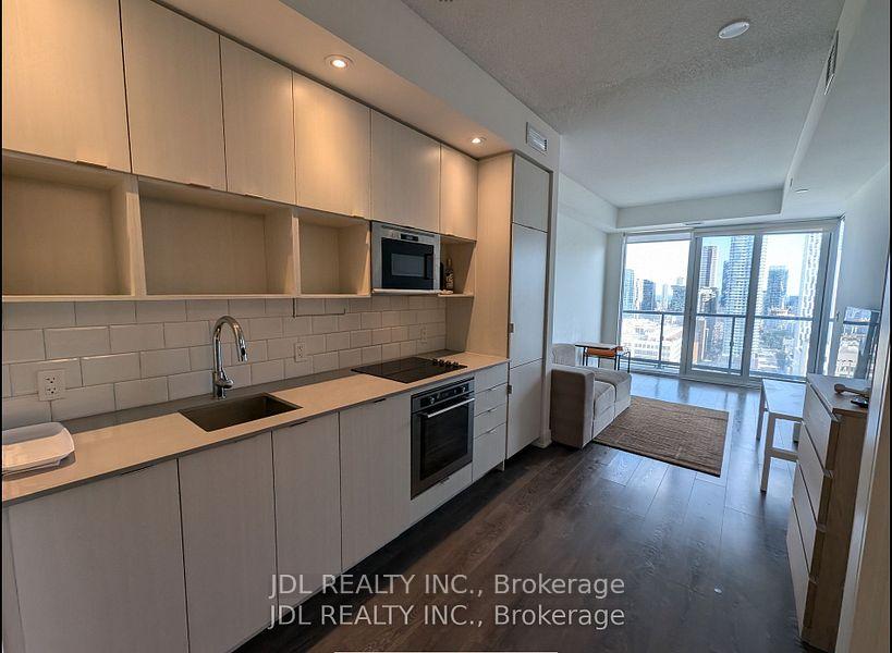 Photo 3 of Unit 2410, 89 Mcgill Street, Toronto, Church-Yonge Corridor — HOMEH