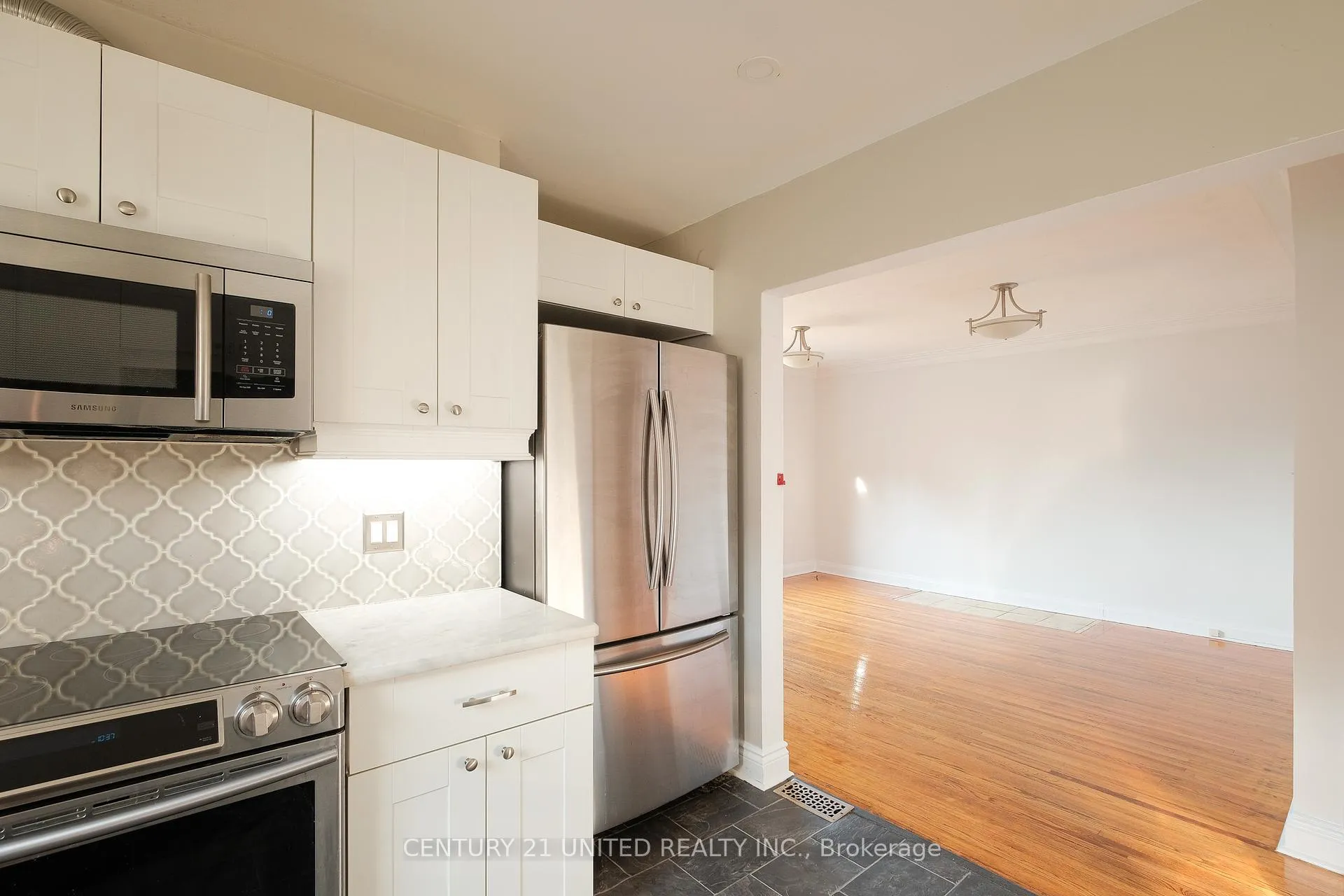 Photo 11 of 334 Mckellar Street, Peterborough, Otonabee Ward 1 — HOMEH