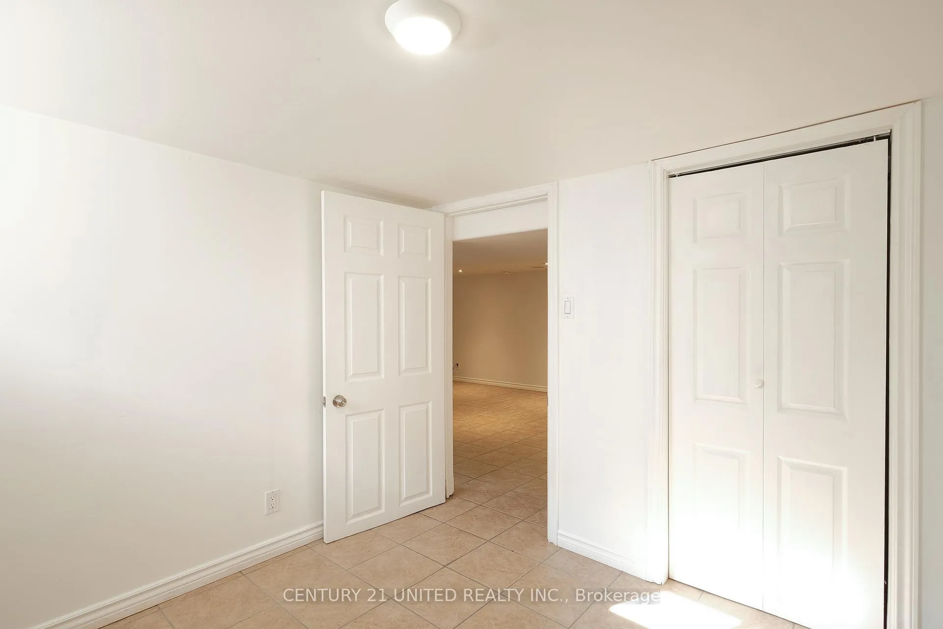 Photo 24 of 334 Mckellar Street, Peterborough, Otonabee Ward 1 — HOMEH