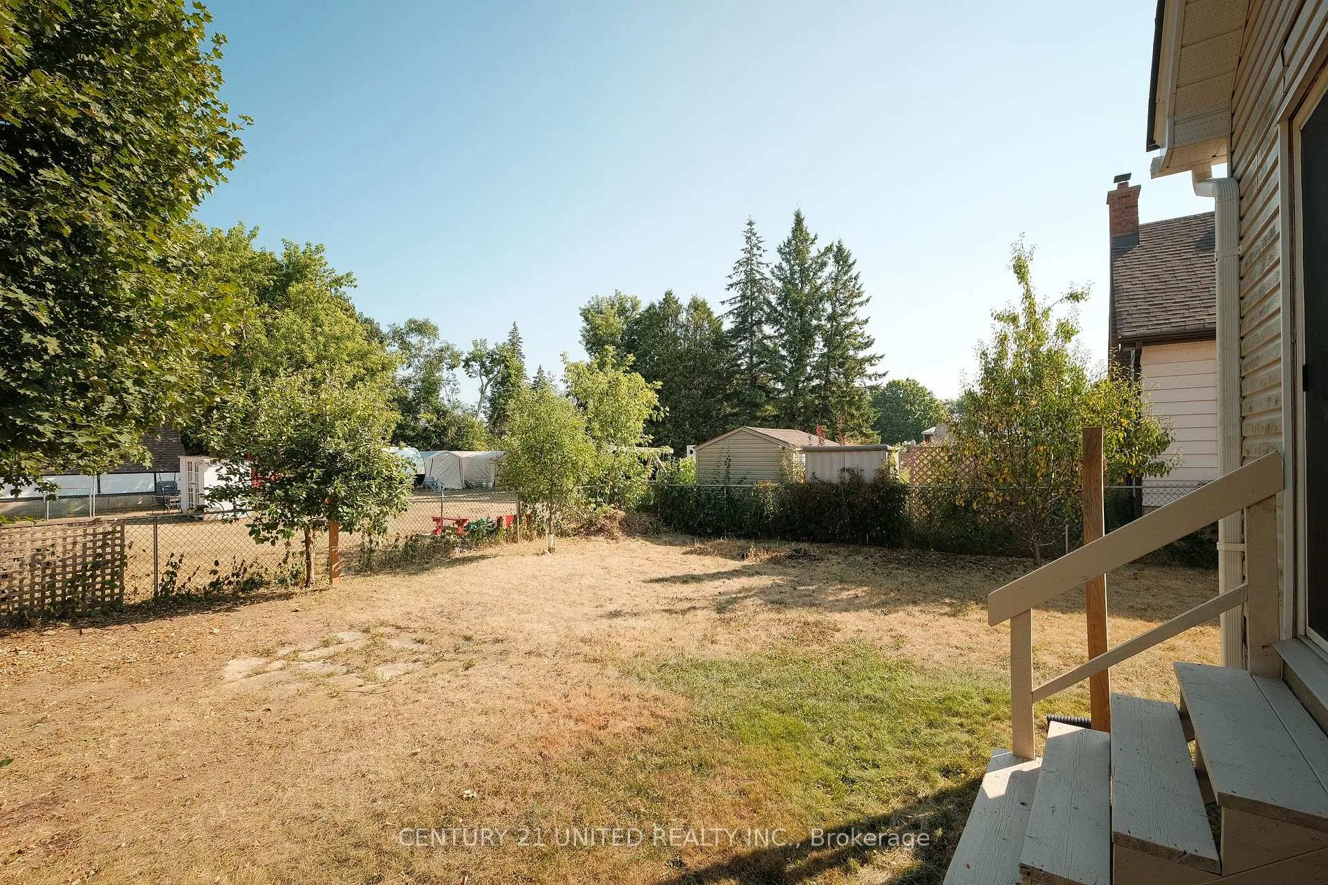 Photo 36 of 334 Mckellar Street, Peterborough, Otonabee Ward 1 — HOMEH