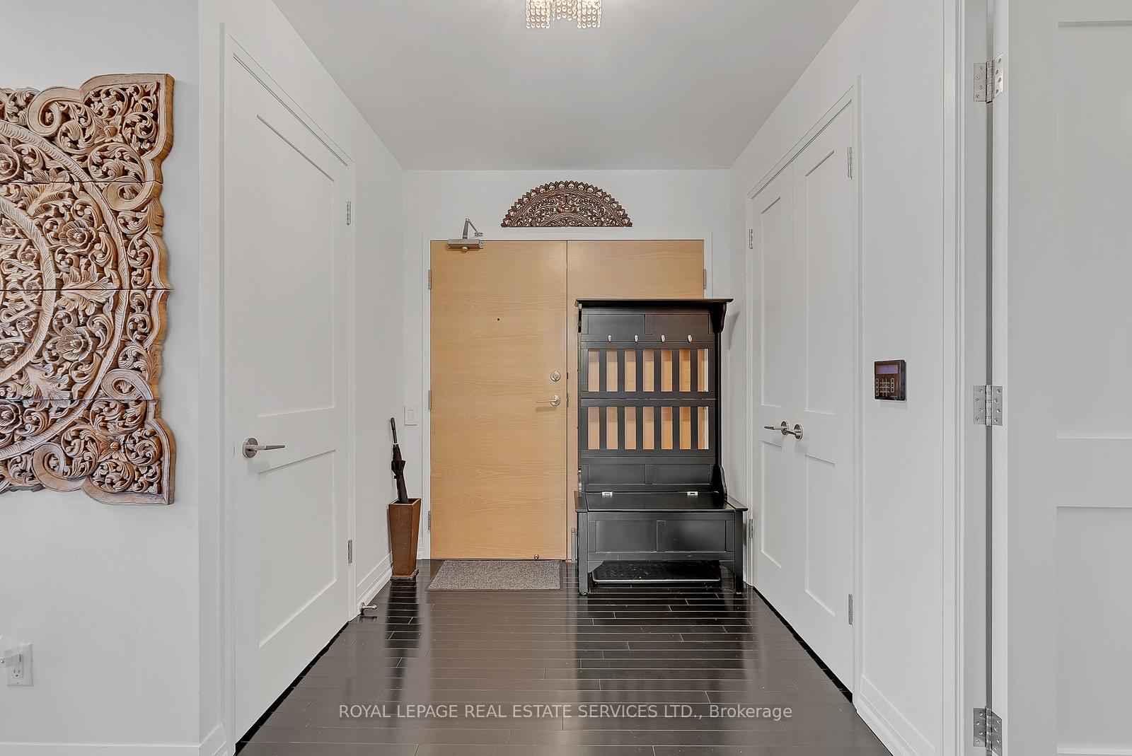 Photo 3 of Unit 4101, 21 Carlton Street, Toronto, Church-Yonge Corridor — HOMEH