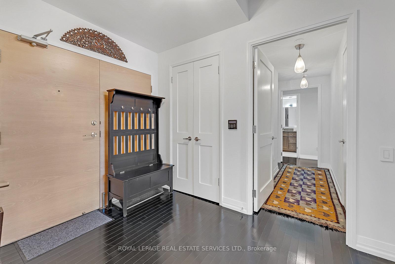 Photo 4 of Unit 4101, 21 Carlton Street, Toronto, Church-Yonge Corridor — HOMEH