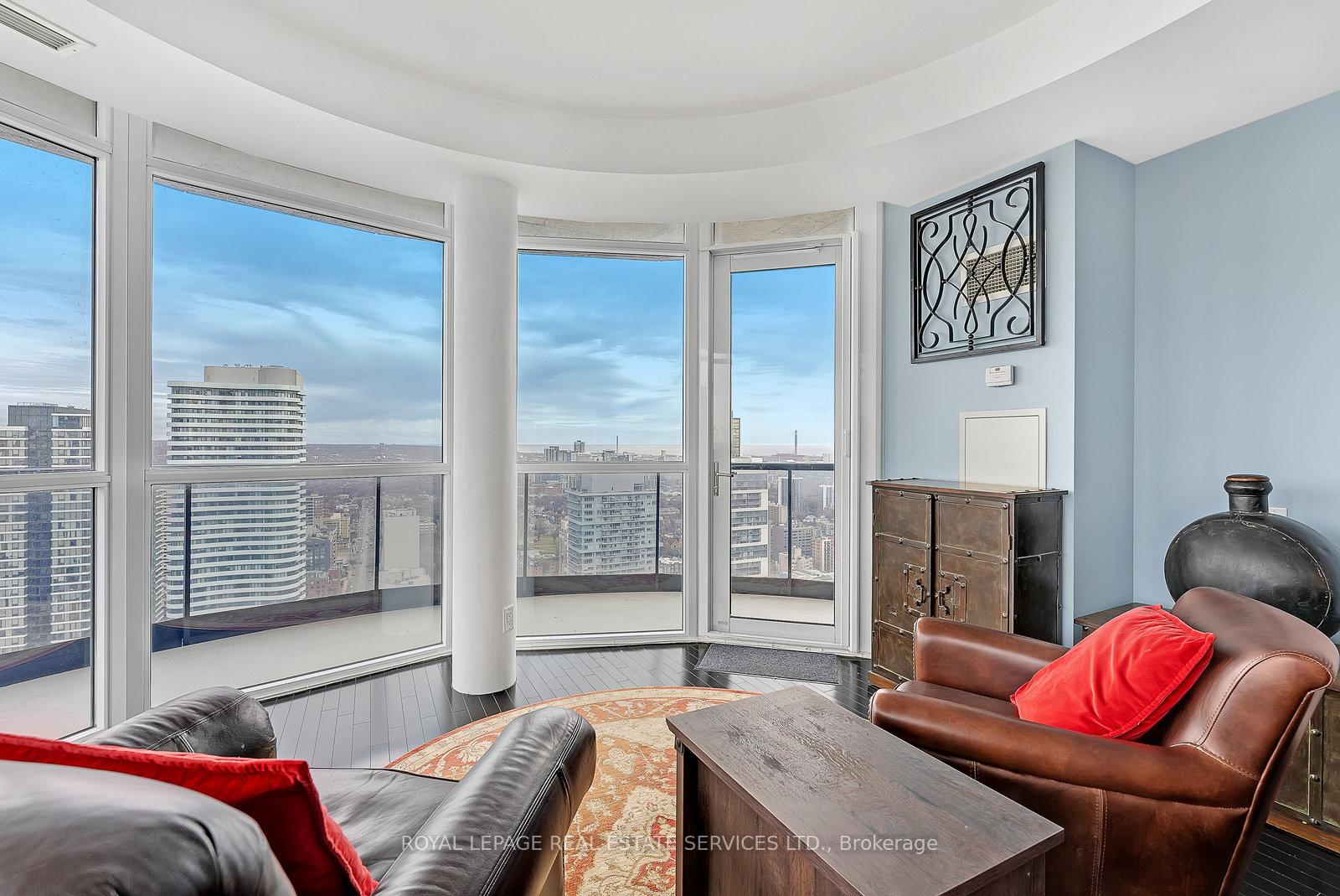 Photo 12 of Unit 4101, 21 Carlton Street, Toronto, Church-Yonge Corridor — HOMEH