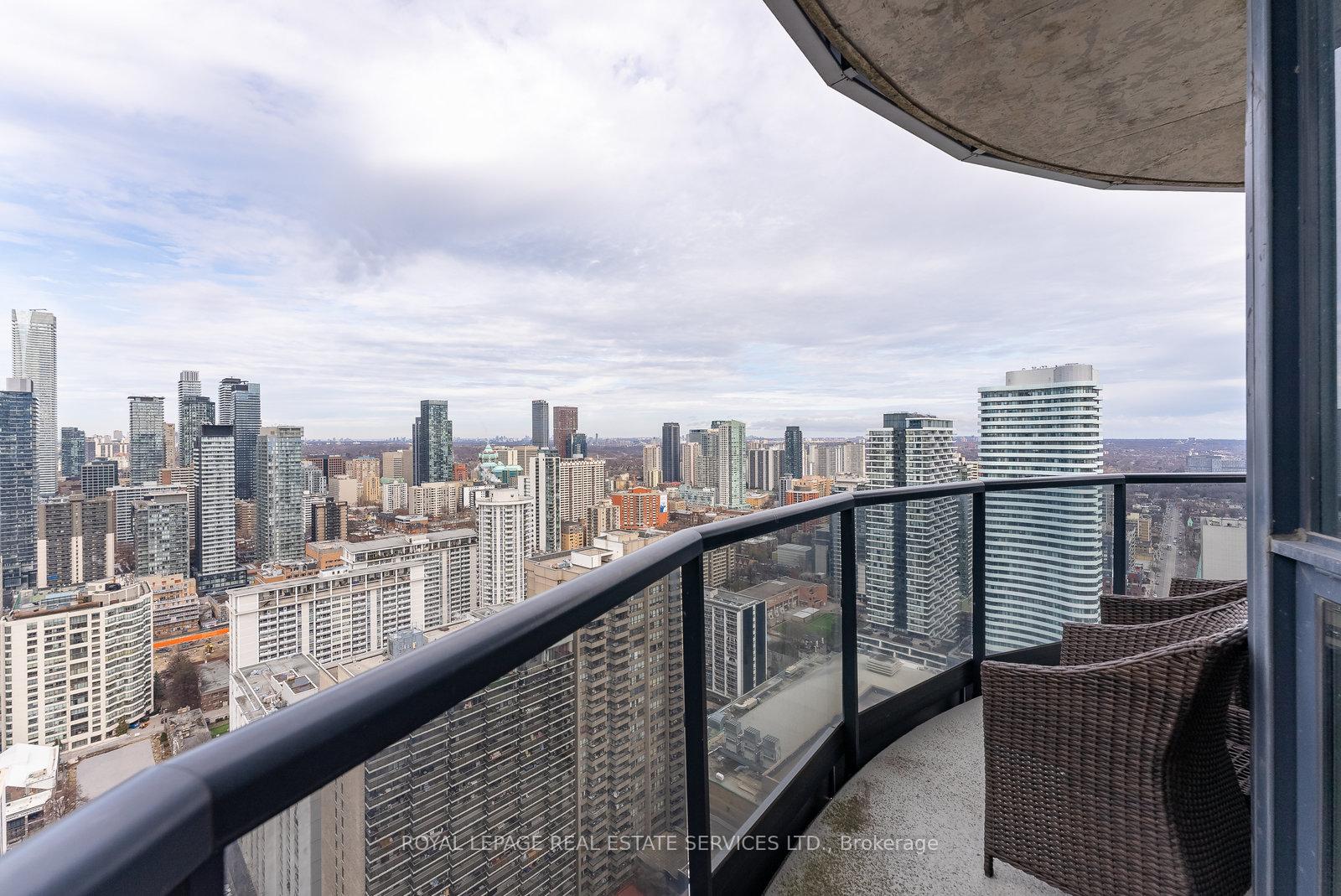 Photo 16 of Unit 4101, 21 Carlton Street, Toronto, Church-Yonge Corridor — HOMEH