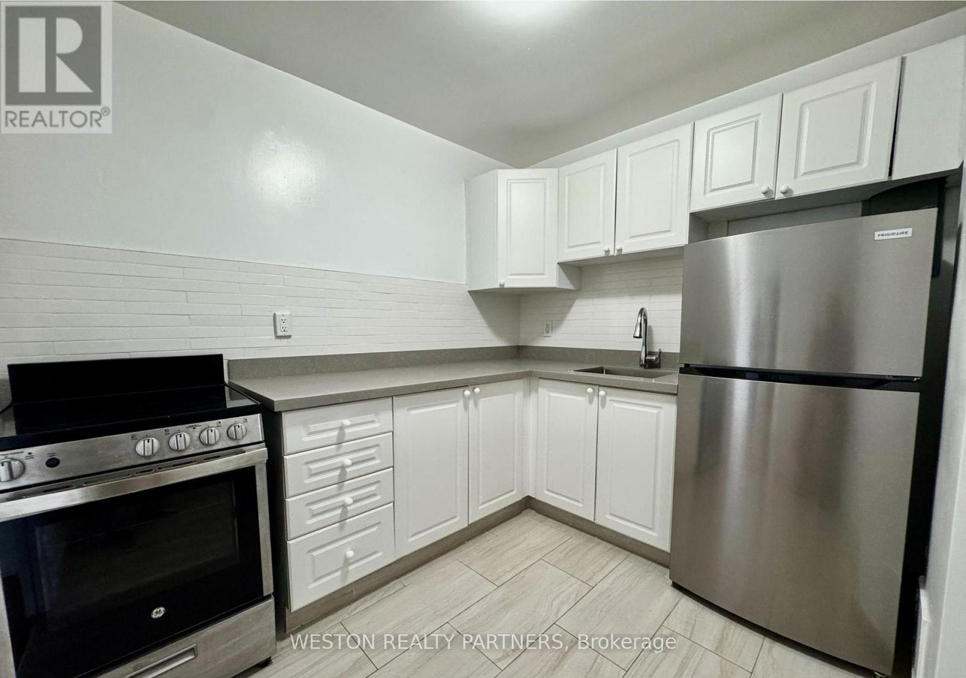 Photo 6 of Unit 206, 88 Wellesley Street E, Toronto, Church-Yonge Corridor — HOMEH