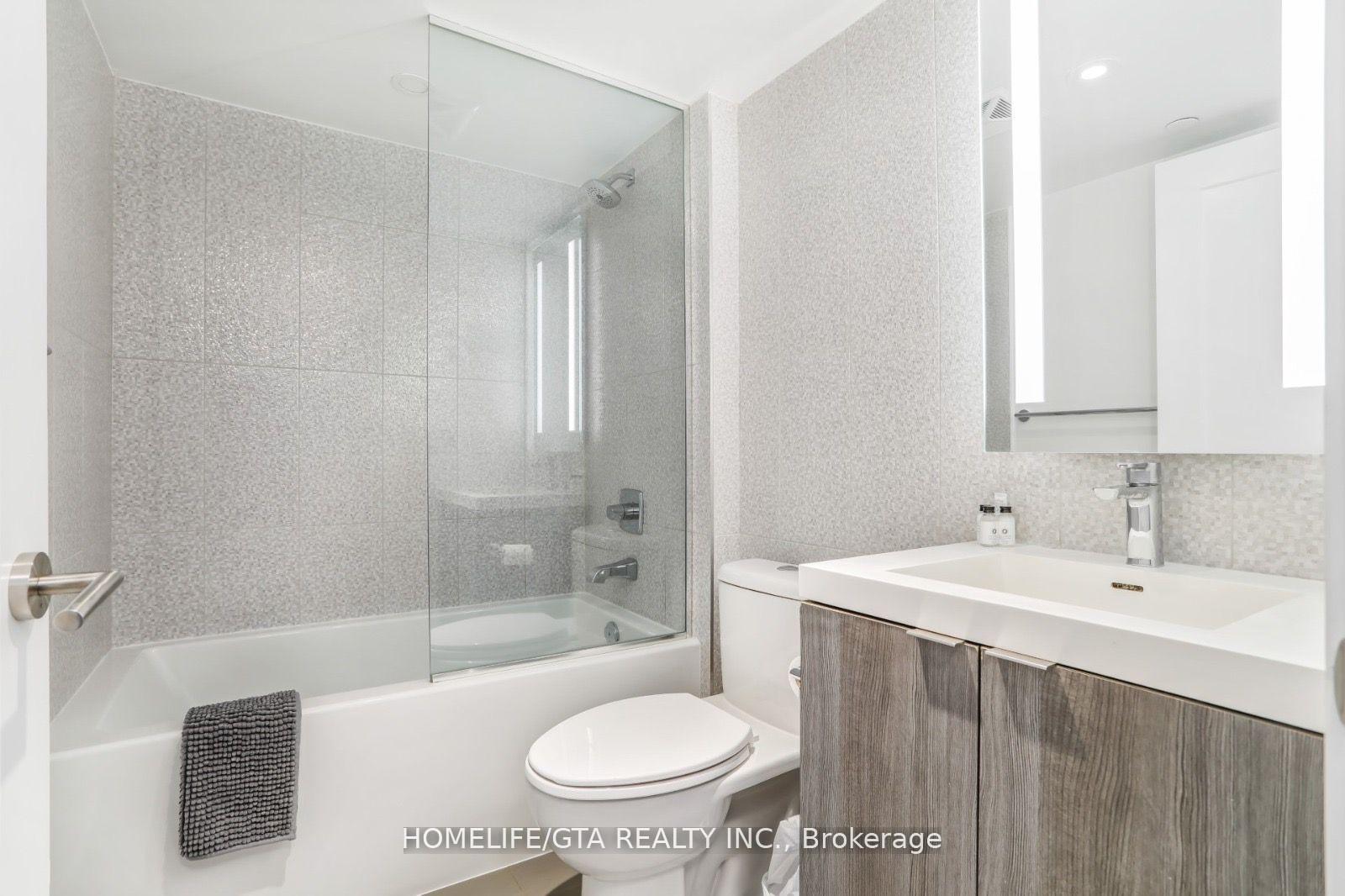 Photo 6 of Unit 606, 575 Bloor Street E, Toronto, North St. James Town — HOMEH