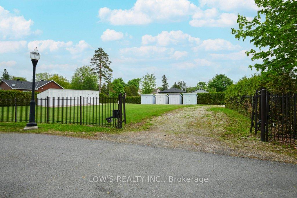 Photo 30 of 1 Peter Street, Champlain, L'Orignal — HOMEH