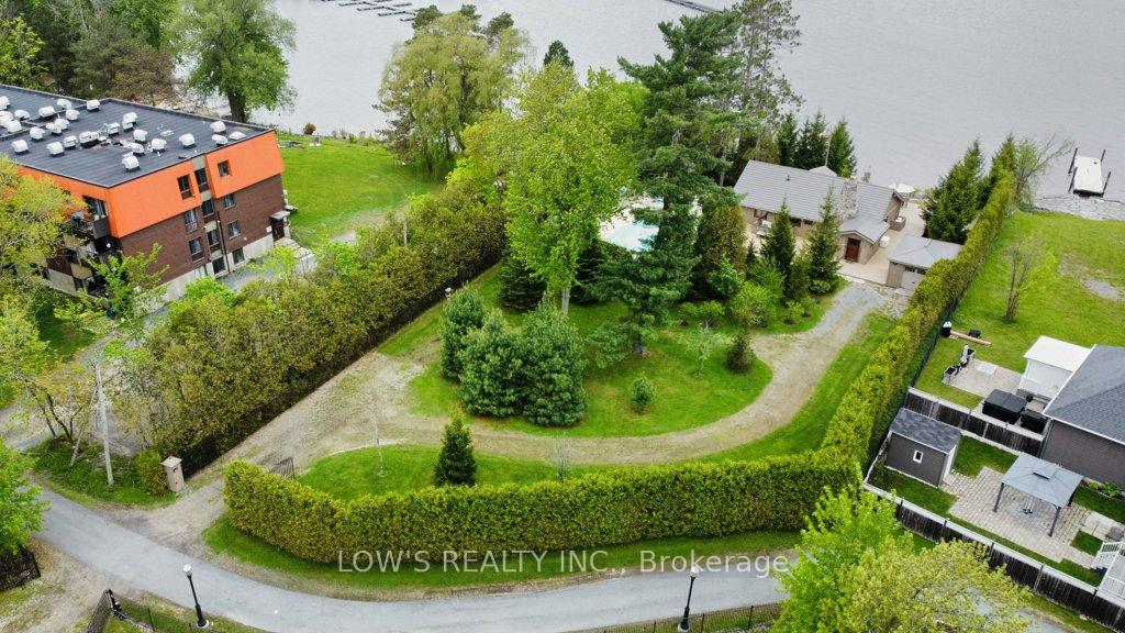 Photo 36 of 1 Peter Street, Champlain, L'Orignal — HOMEH