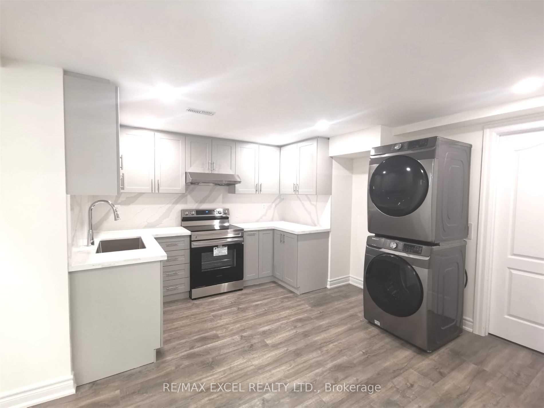 Photo 3 of Unit Bsmt, 36 Kaleia Avenue, Aurora, Bayview Southeast — HOMEH