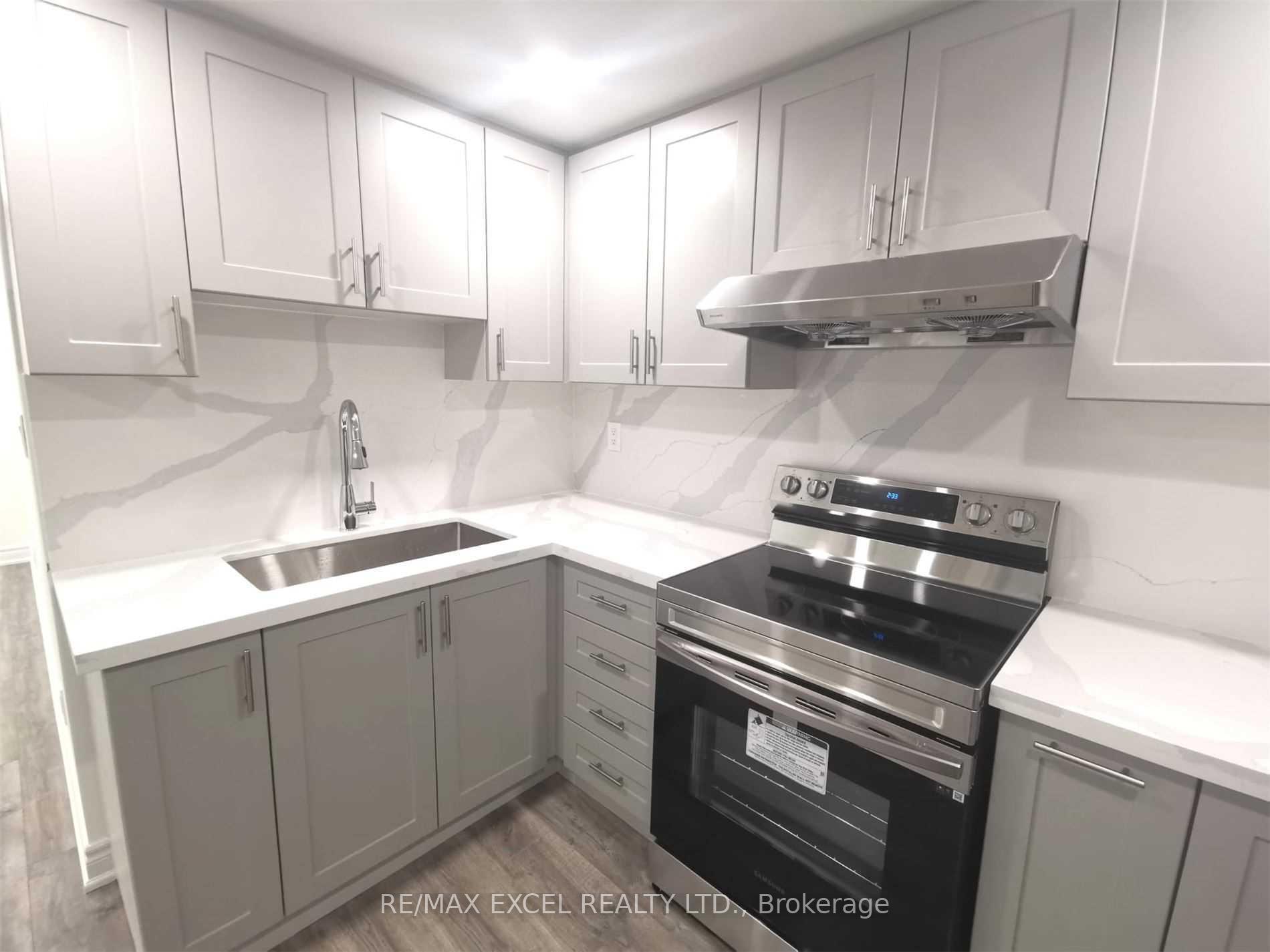 Photo 7 of Unit Bsmt, 36 Kaleia Avenue, Aurora, Bayview Southeast — HOMEH