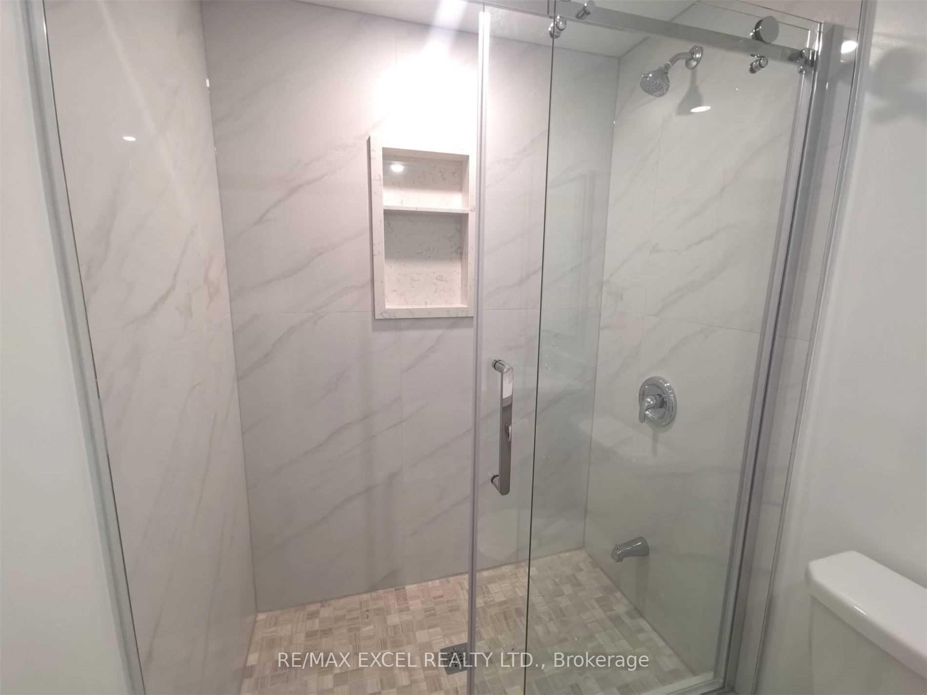 Photo 12 of Unit Bsmt, 36 Kaleia Avenue, Aurora, Bayview Southeast — HOMEH