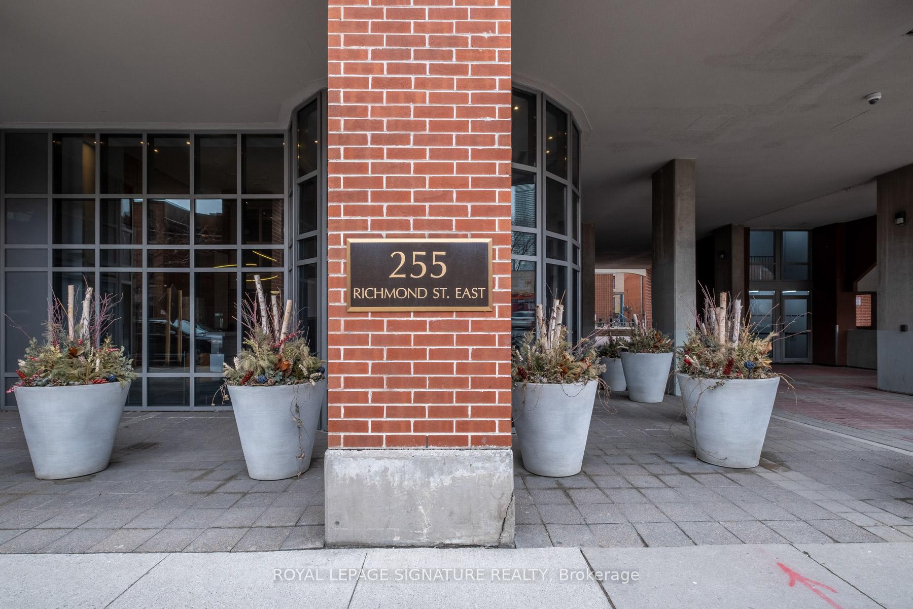 Photo 1 of Unit 1505, 255 Richmond Street E, Toronto, Moss Park — HOMEH