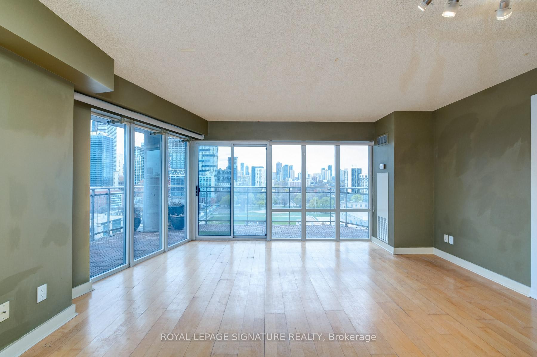 Photo 3 of Unit 1505, 255 Richmond Street E, Toronto, Moss Park — HOMEH