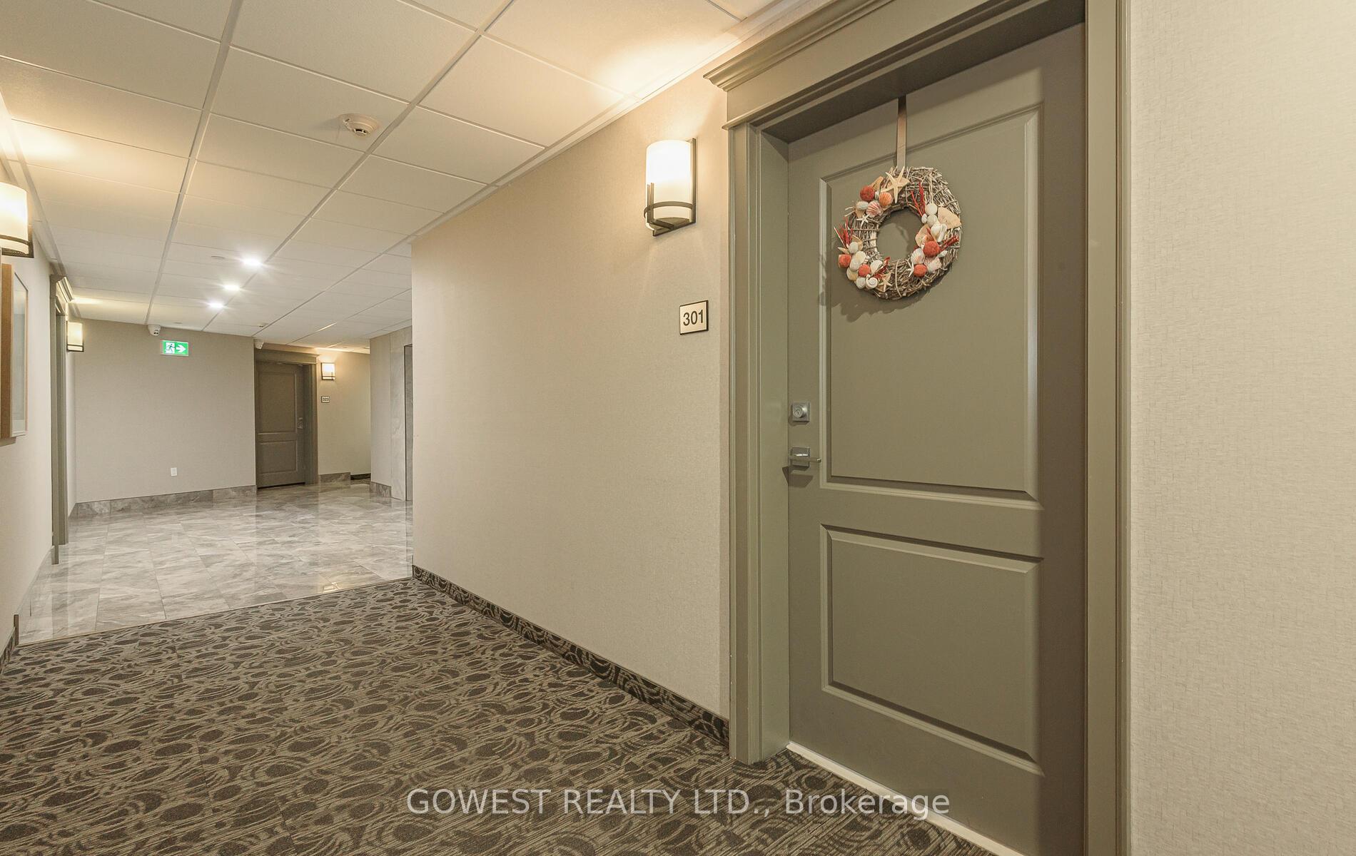 Photo 5 of Unit 301, 125 Shoreview Place, Hamilton, Lakeshore — HOMEH