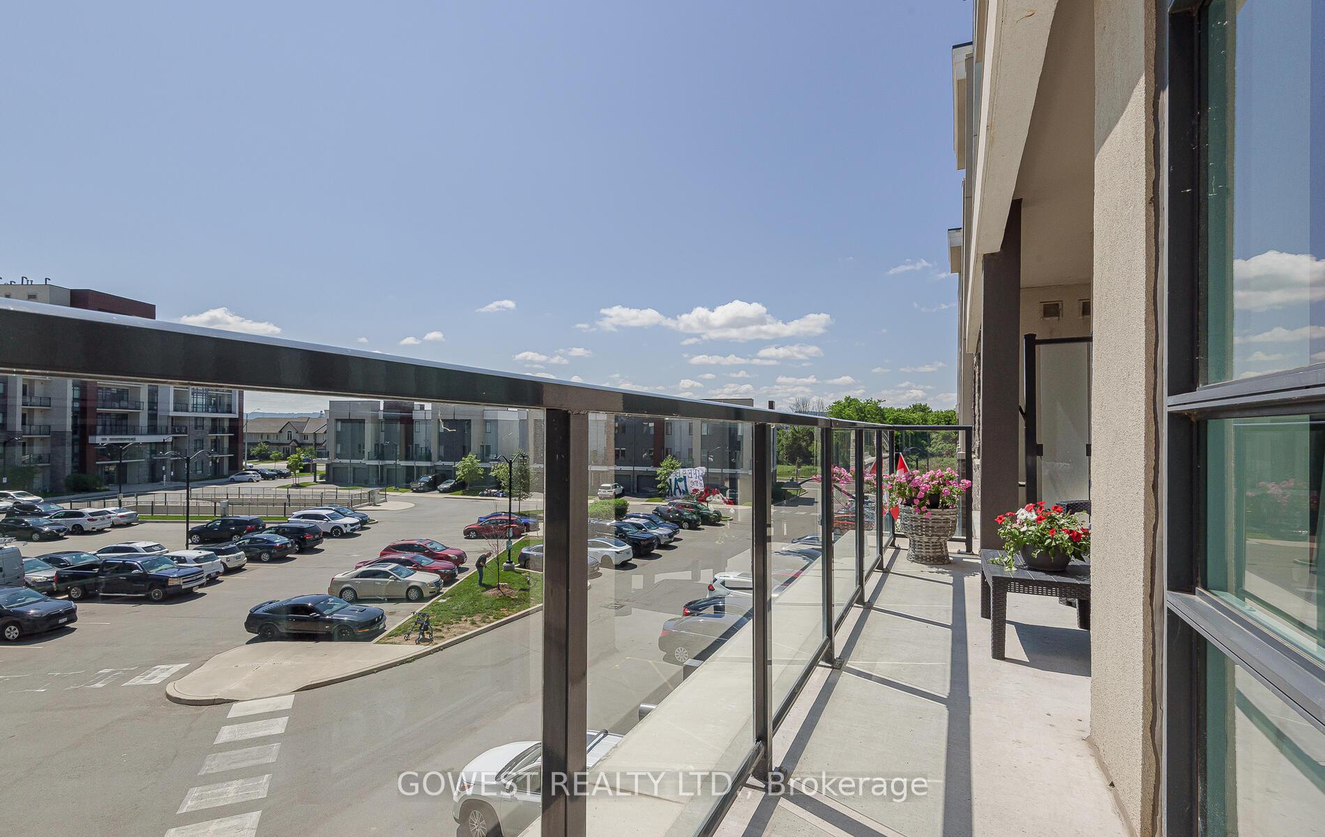 Photo 18 of Unit 301, 125 Shoreview Place, Hamilton, Lakeshore — HOMEH