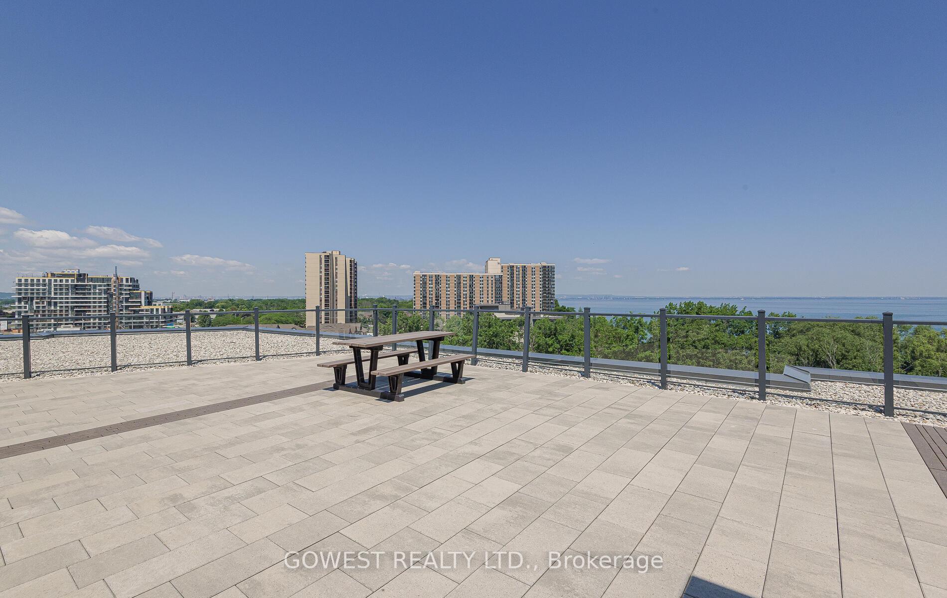 Photo 30 of Unit 301, 125 Shoreview Place, Hamilton, Lakeshore — HOMEH