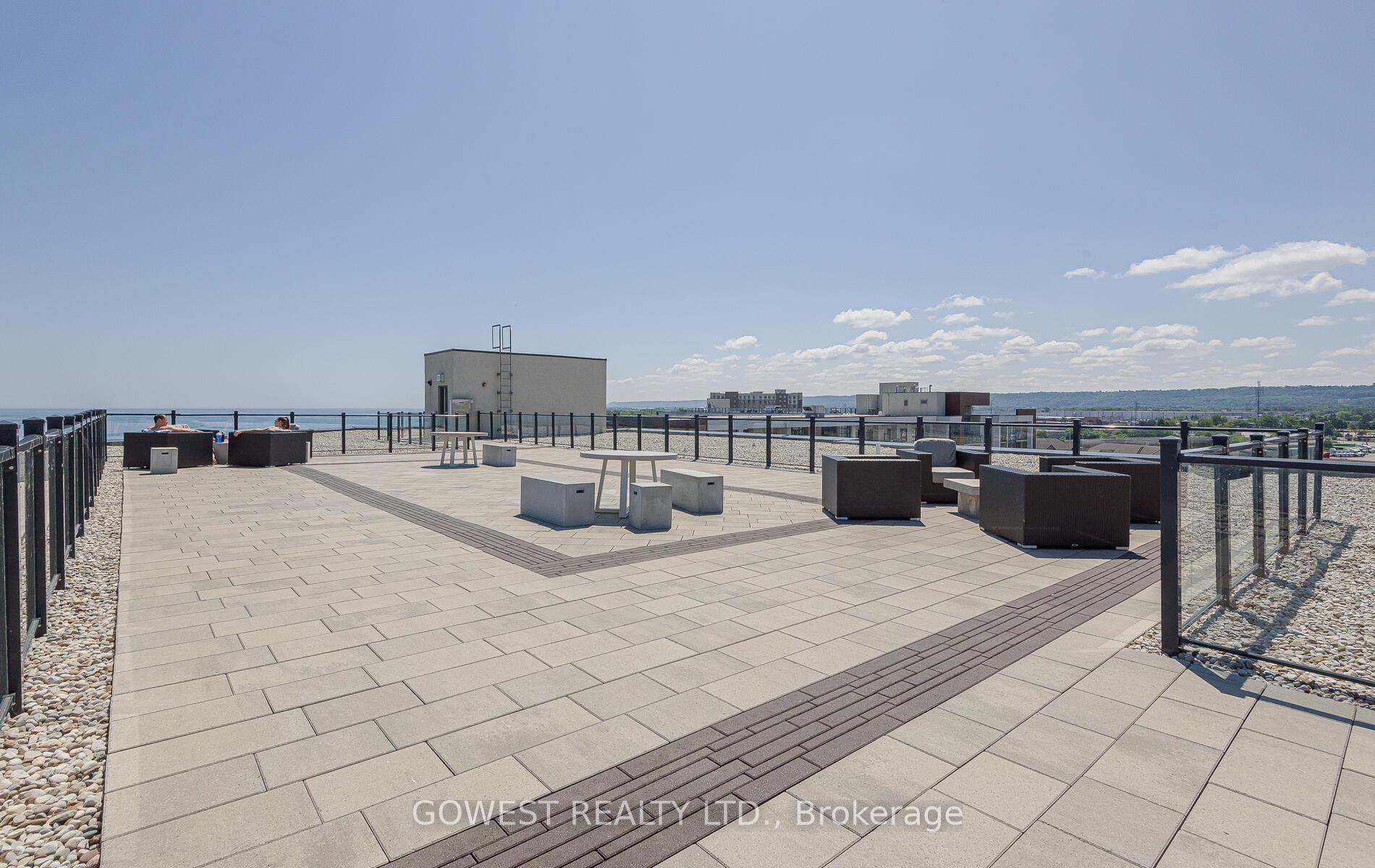 Photo 31 of Unit 301, 125 Shoreview Place, Hamilton, Lakeshore — HOMEH
