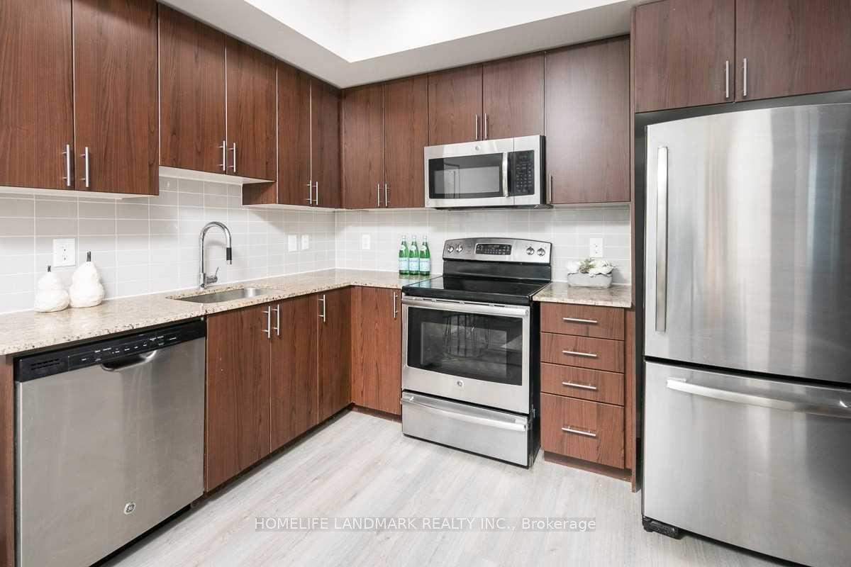 Photo 3 of Unit 735, 7165 Yonge Street, Markham, Thornhill — HOMEH