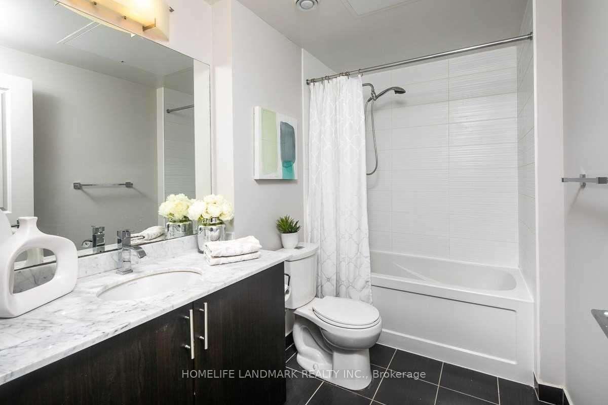 Photo 6 of Unit 735, 7165 Yonge Street, Markham, Thornhill — HOMEH