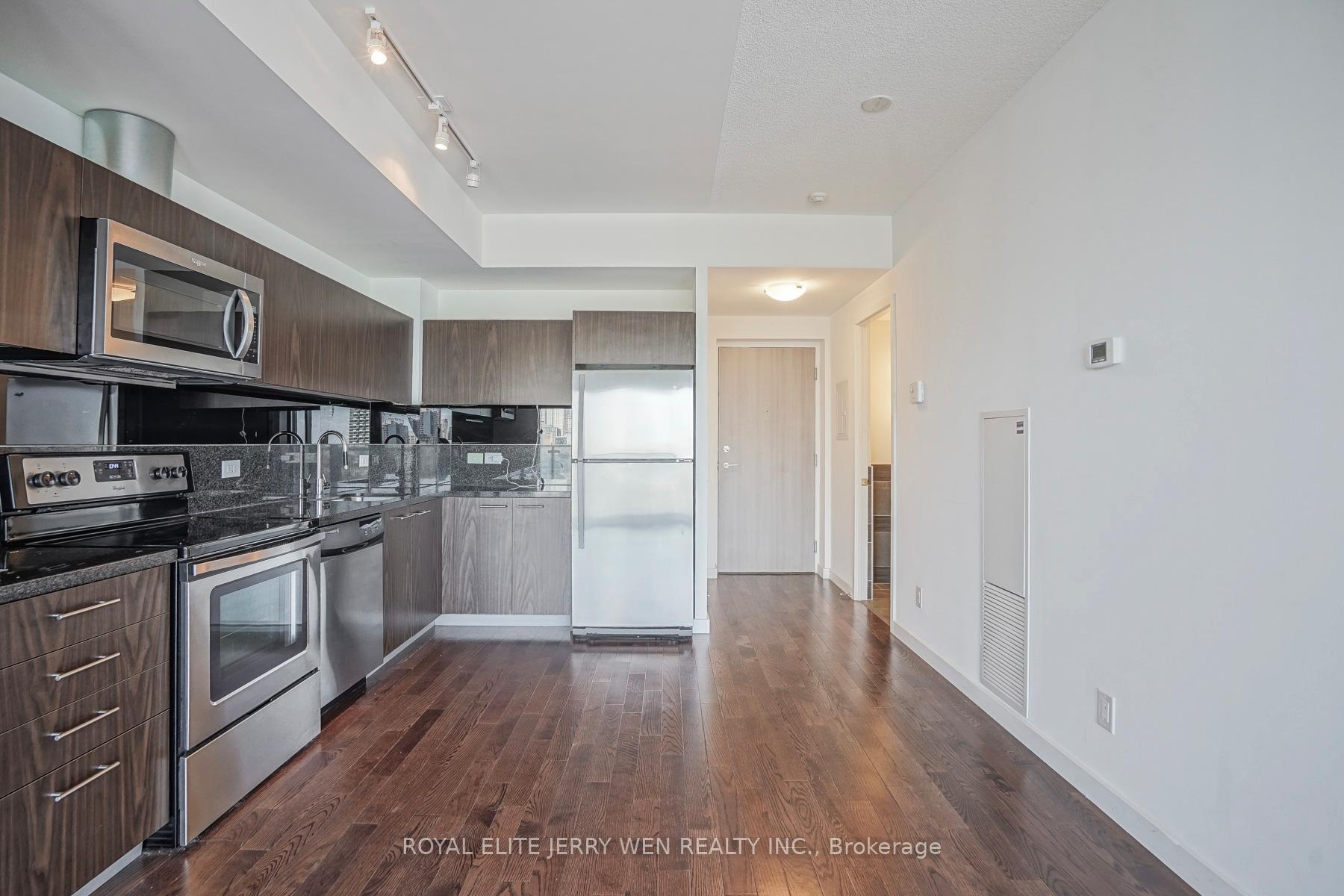Photo 2 of Unit 2001, 70 Distillery Lane, Toronto, Waterfront Communities — HOMEH