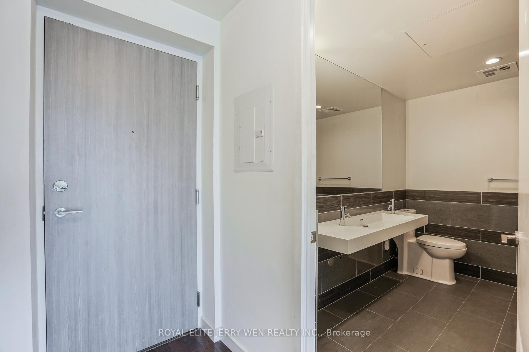 Photo 10 of Unit 2001, 70 Distillery Lane, Toronto, Waterfront Communities — HOMEH