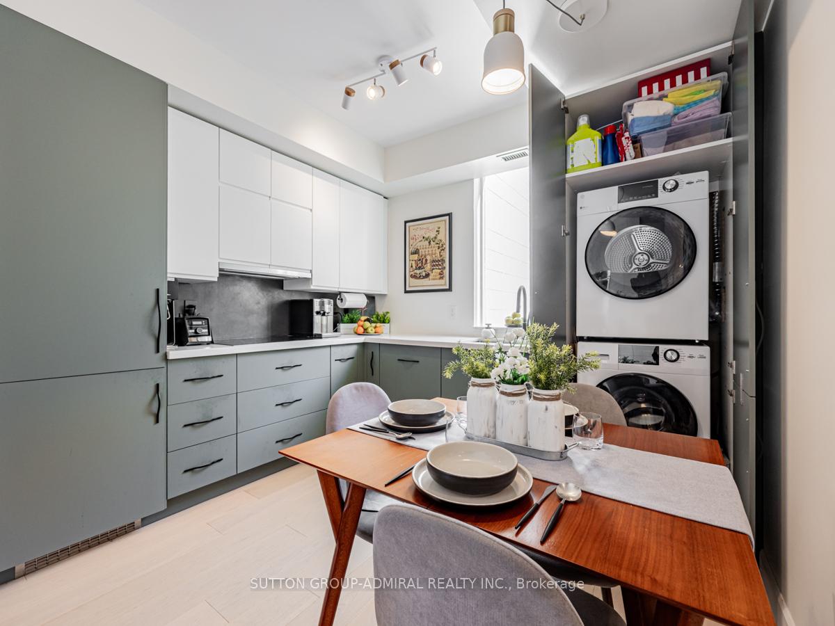 Photo 6 of Unit 601, 115 Richmond Street E, Toronto, Church-Yonge Corridor — HOMEH