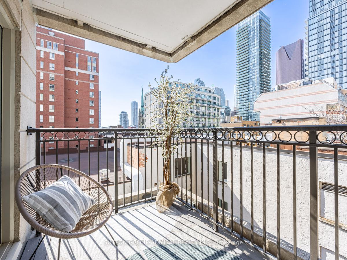 Photo 16 of Unit 601, 115 Richmond Street E, Toronto, Church-Yonge Corridor — HOMEH