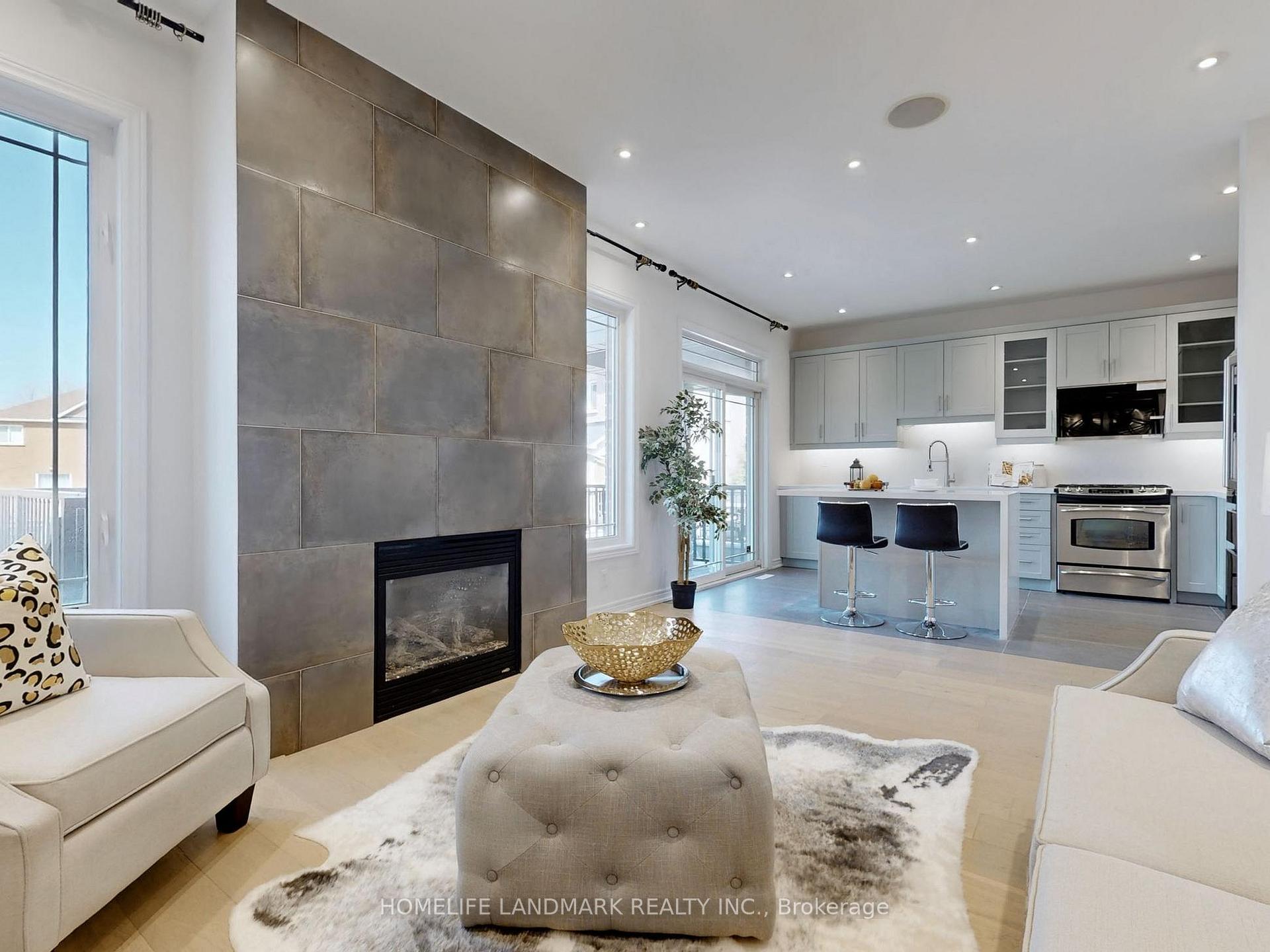 Photo 9 of 40 Spring Farm Road, Aurora, Bayview Northeast — HOMEH