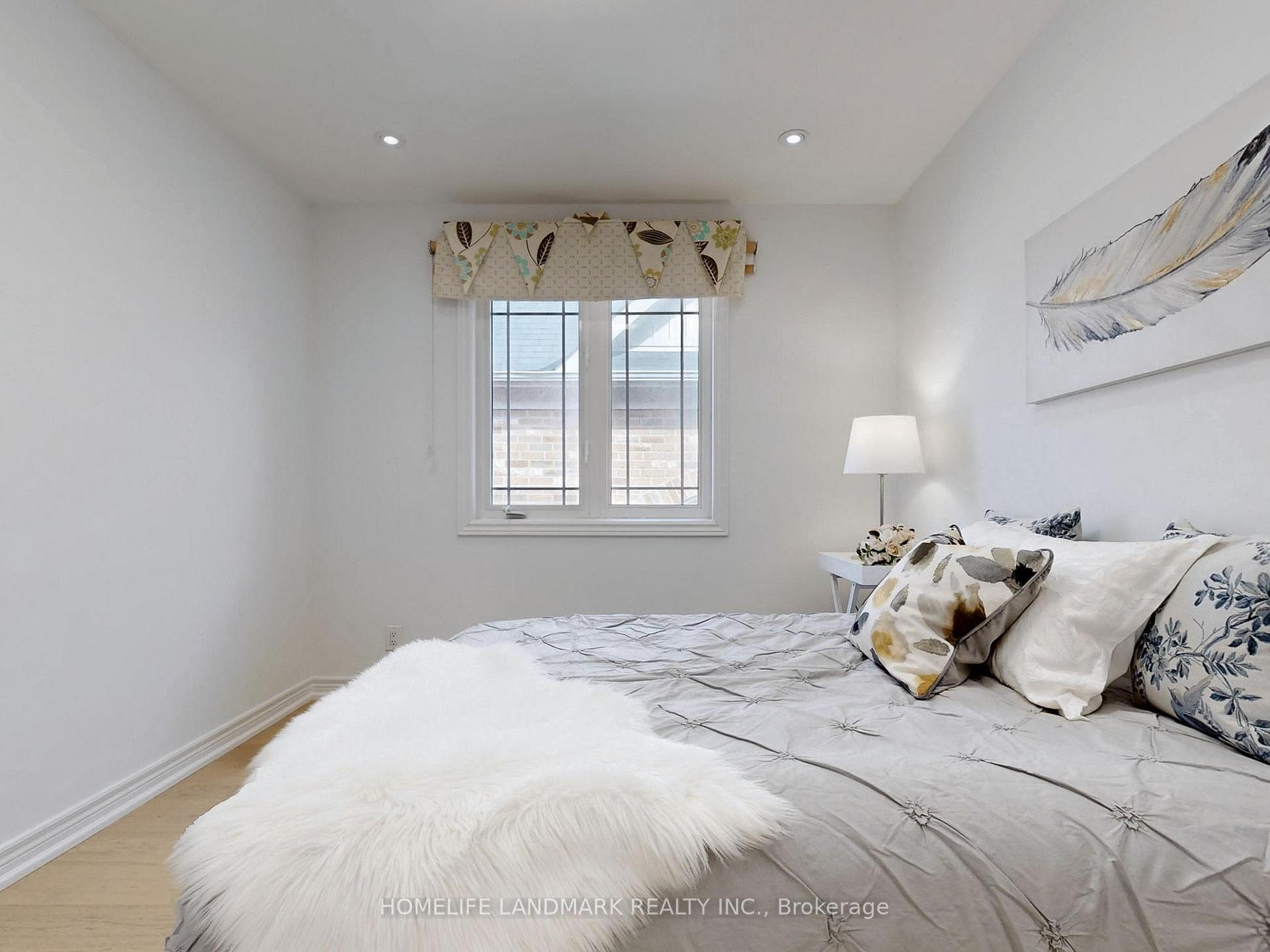 Photo 26 of 40 Spring Farm Road, Aurora, Bayview Northeast — HOMEH