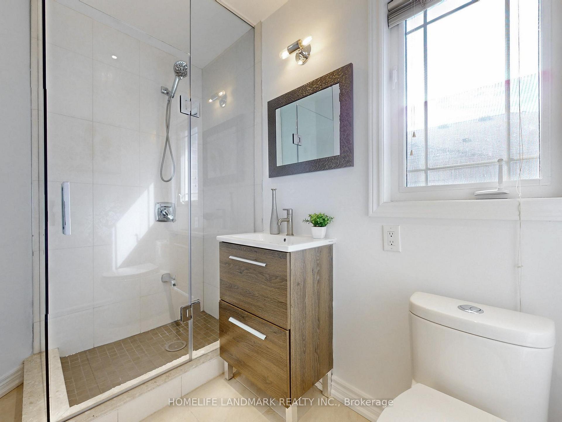 Photo 34 of 40 Spring Farm Road, Aurora, Bayview Northeast — HOMEH