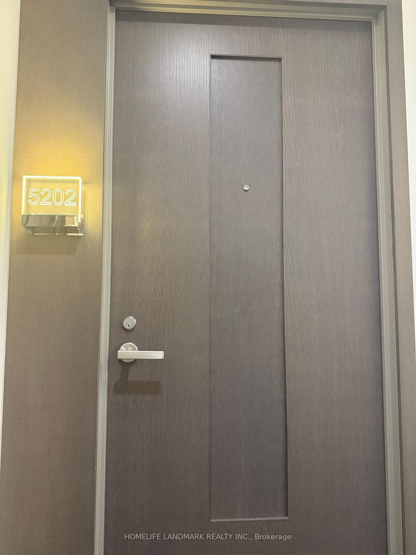 Front of Unit 5202, 45 Charles Street E
