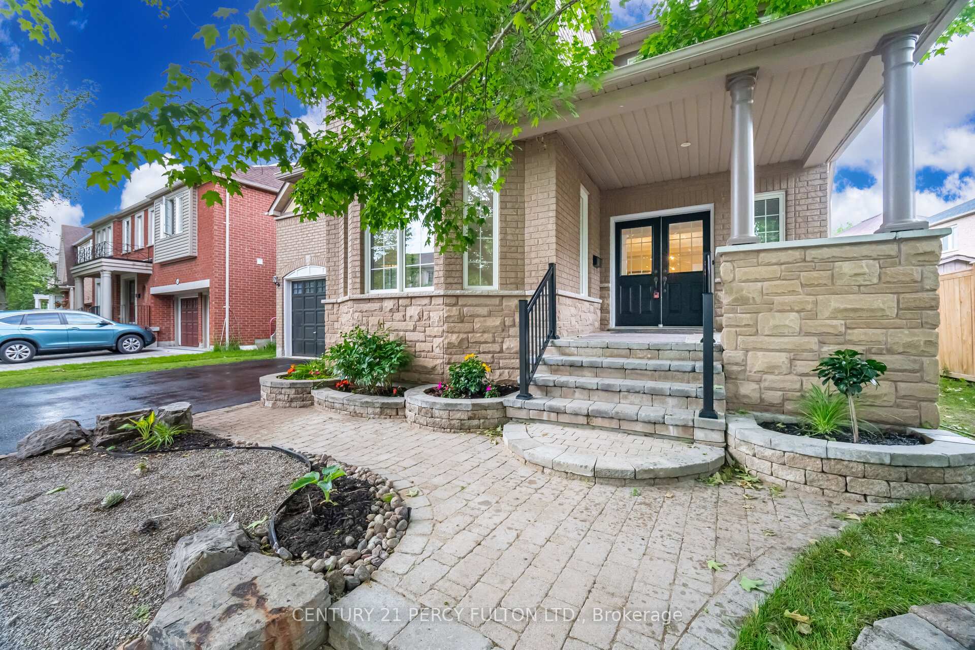Photo 2 of 4 Mcalpine Avenue, Ajax, Northwest Ajax — HOMEH