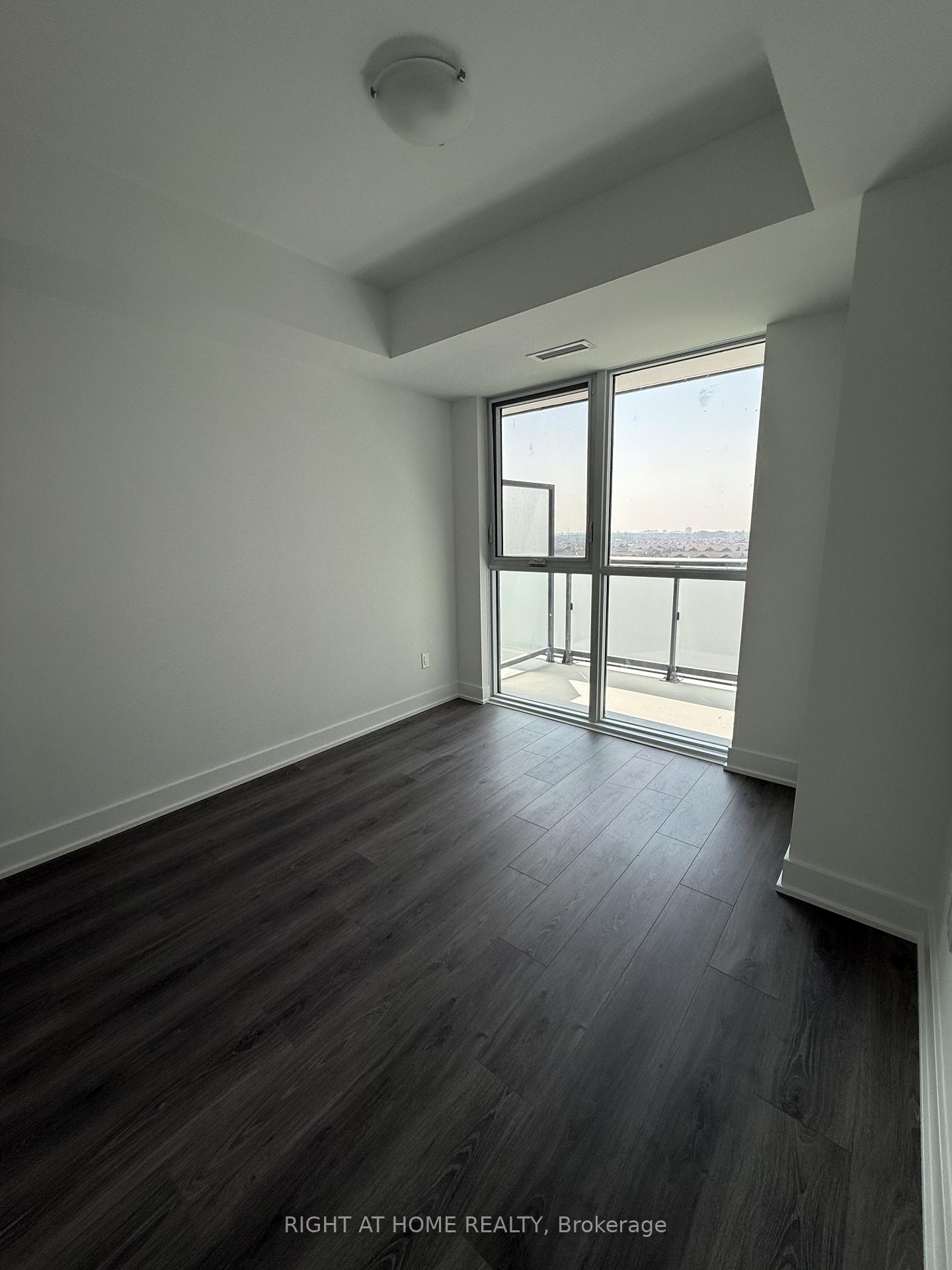 Photo 26 of Unit 725, 2545 Simcoe Street N, Oshawa, Windfields — HOMEH
