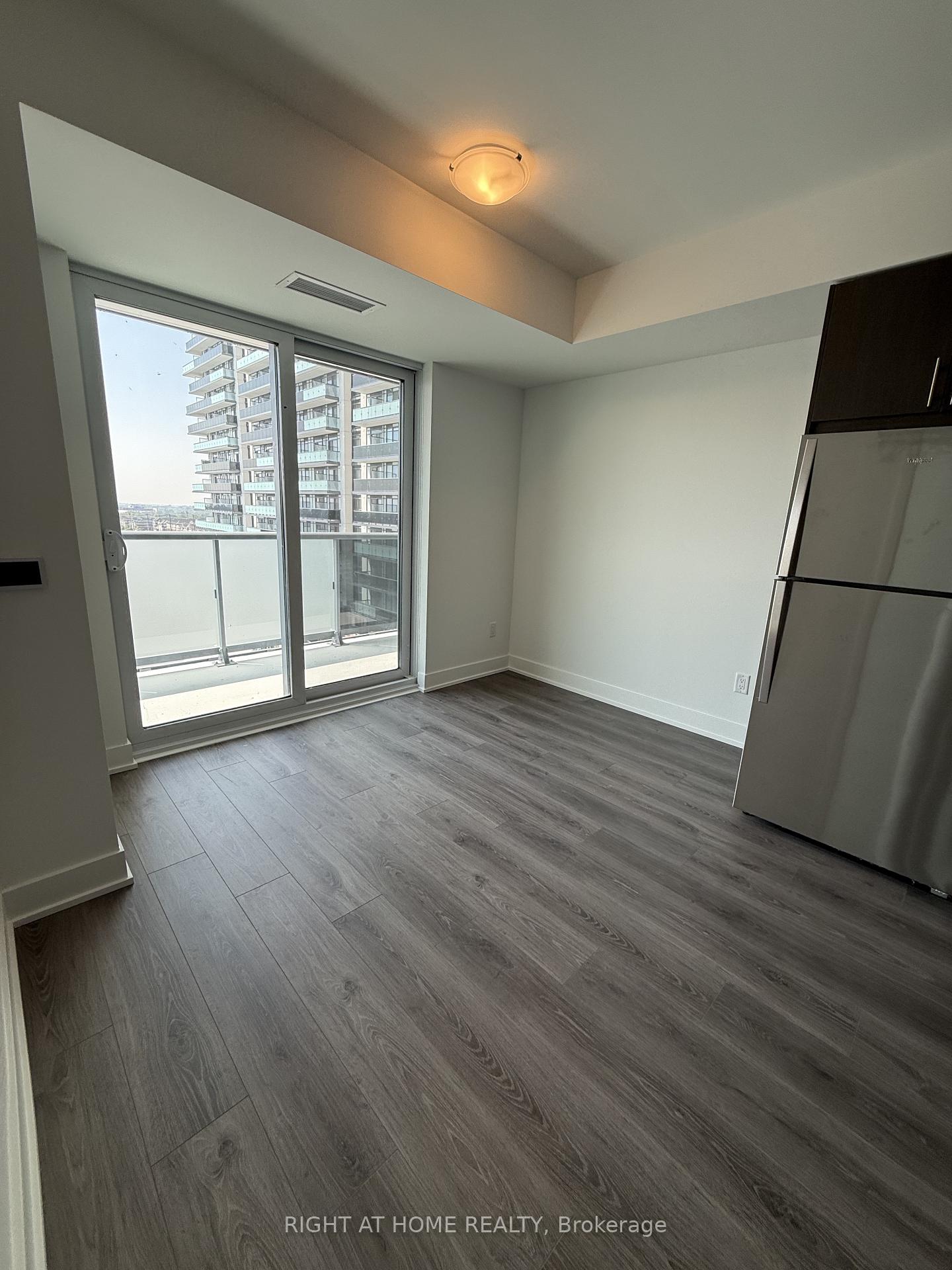 Photo 32 of Unit 725, 2545 Simcoe Street N, Oshawa, Windfields — HOMEH