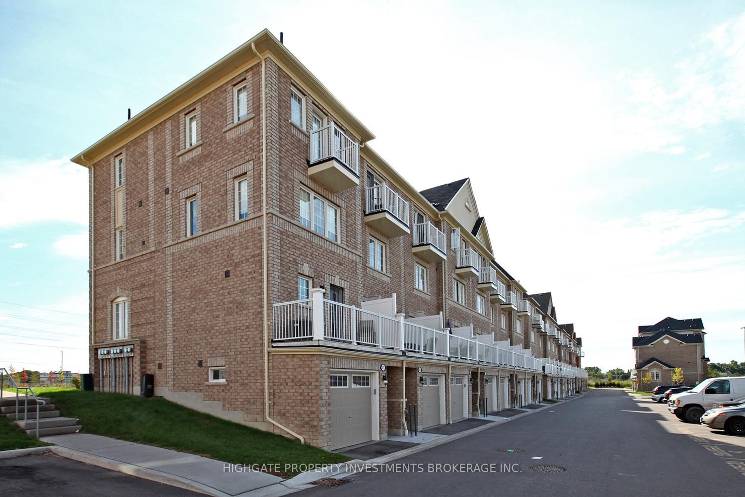 Photo 3 of 33 Cooperage Lane, Ajax, Central — HOMEH