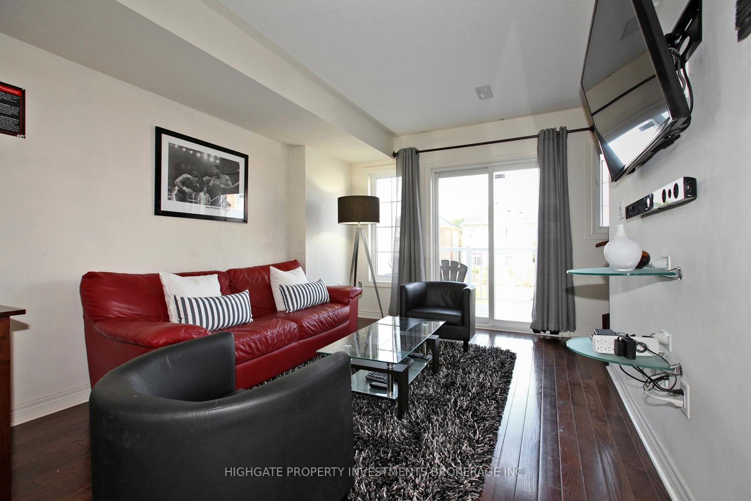 Photo 10 of 33 Cooperage Lane, Ajax, Central — HOMEH