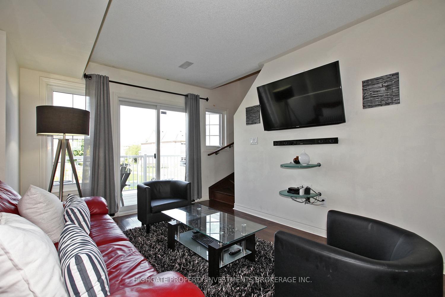 Photo 11 of 33 Cooperage Lane, Ajax, Central — HOMEH