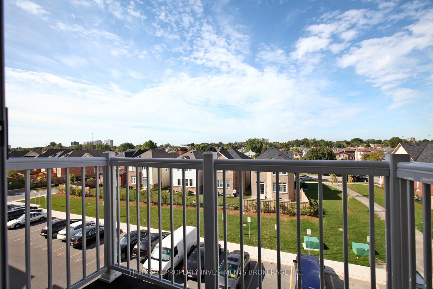 Photo 17 of 33 Cooperage Lane, Ajax, Central — HOMEH