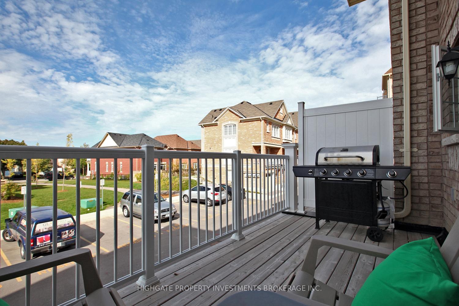 Photo 18 of 33 Cooperage Lane, Ajax, Central — HOMEH