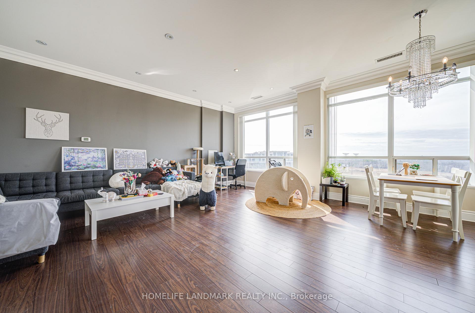 Photo 1 of Unit UPH9, 39 Galleria Parkway, Markham, Commerce Valley — HOMEH