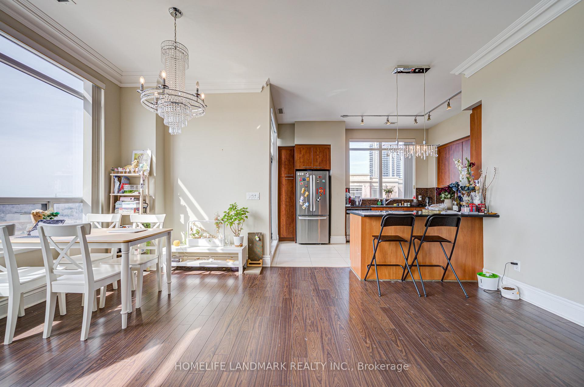 Photo 6 of Unit UPH9, 39 Galleria Parkway, Markham, Commerce Valley — HOMEH