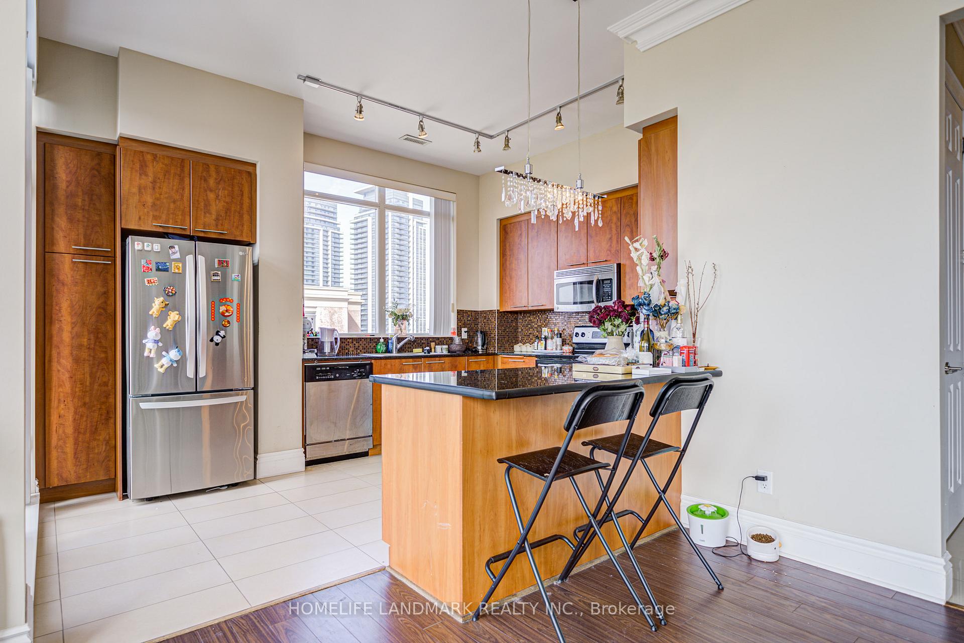 Photo 9 of Unit UPH9, 39 Galleria Parkway, Markham, Commerce Valley — HOMEH