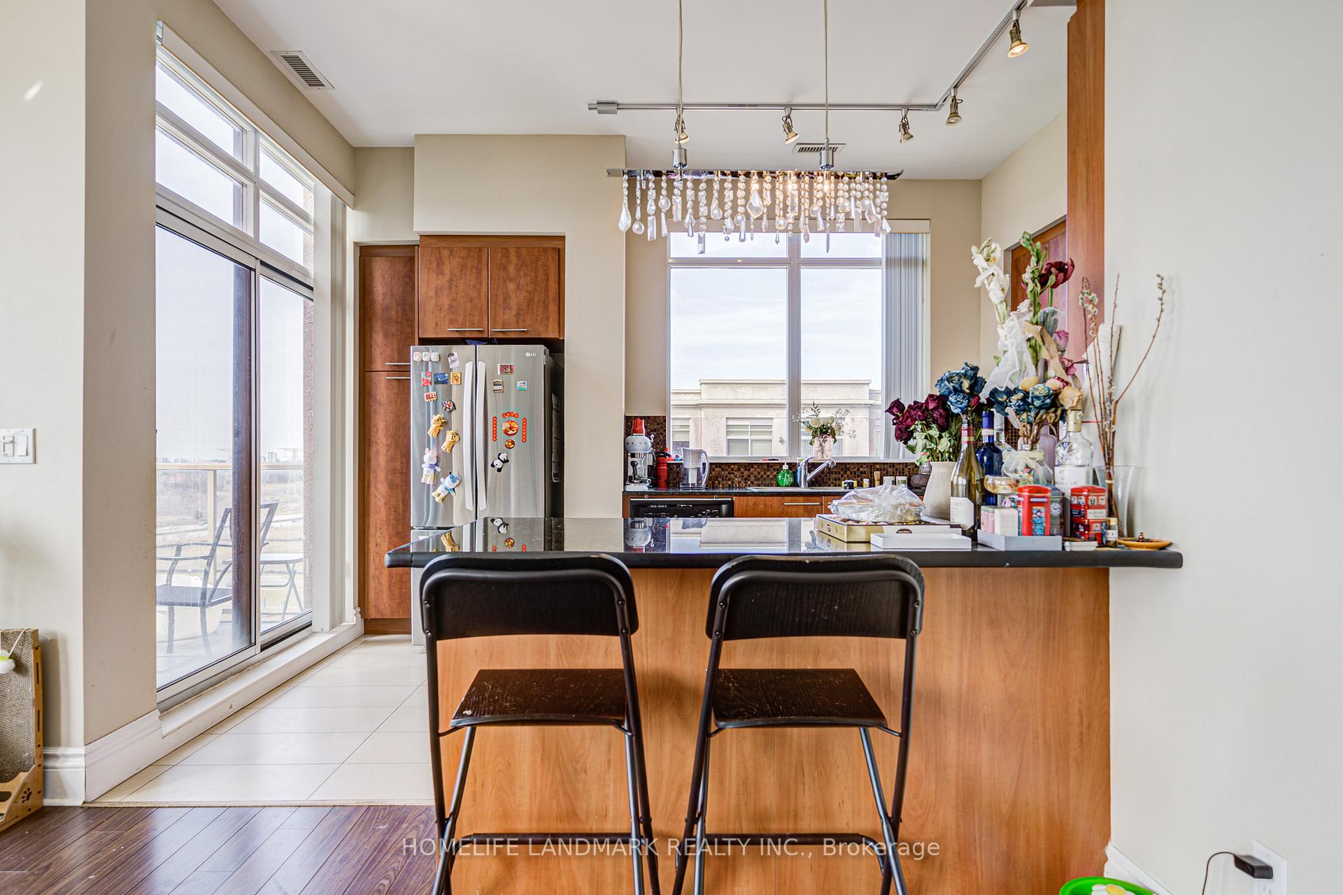 Photo 10 of Unit UPH9, 39 Galleria Parkway, Markham, Commerce Valley — HOMEH