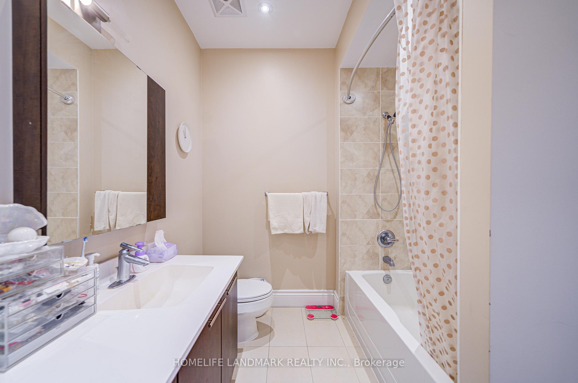 Photo 15 of Unit UPH9, 39 Galleria Parkway, Markham, Commerce Valley — HOMEH