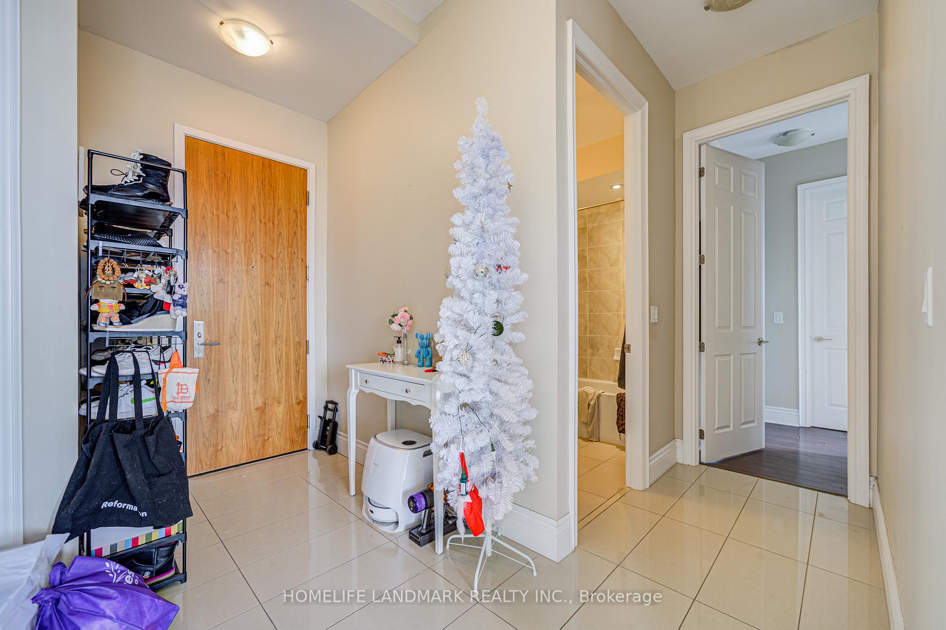 Photo 20 of Unit UPH9, 39 Galleria Parkway, Markham, Commerce Valley — HOMEH