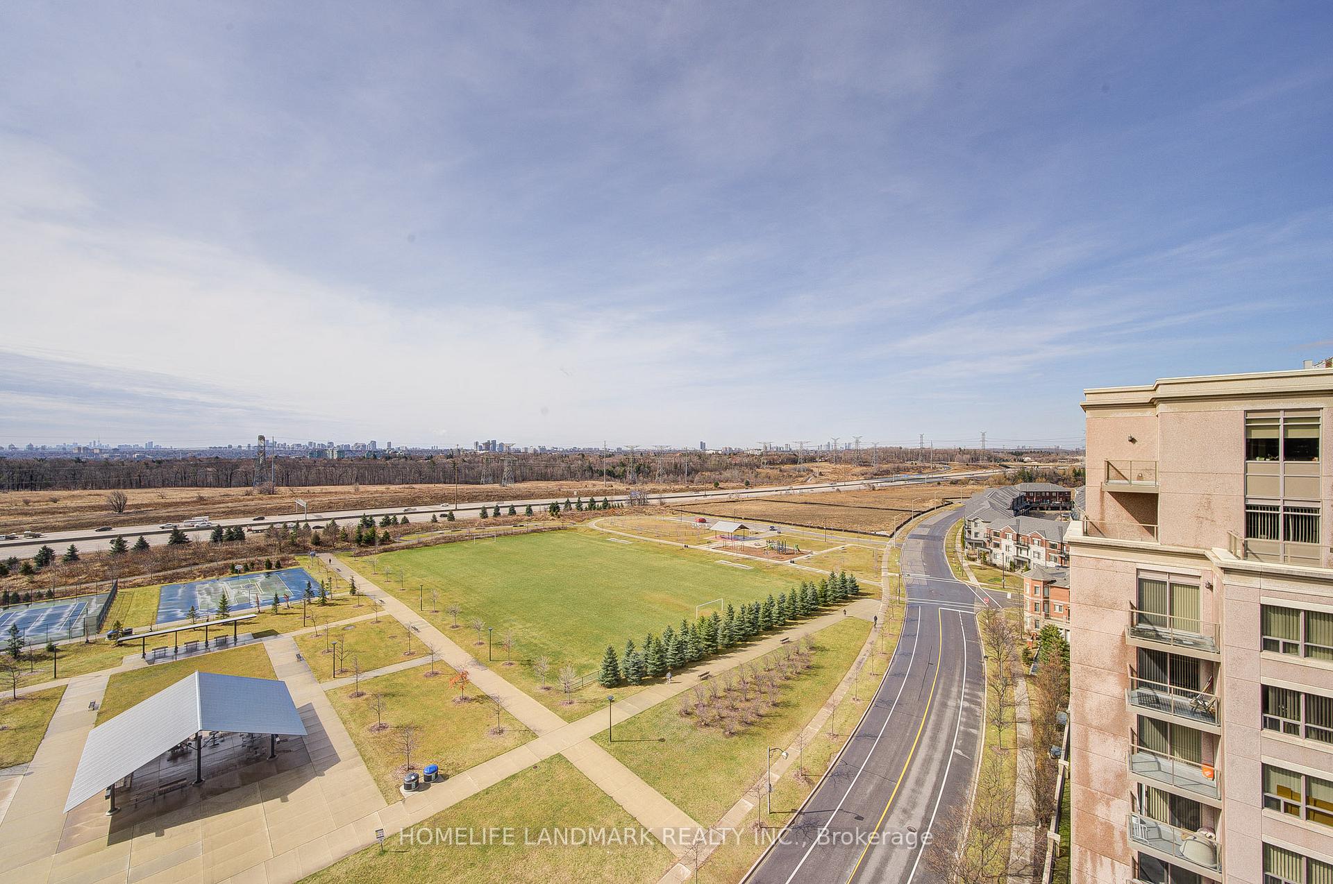 Photo 24 of Unit UPH9, 39 Galleria Parkway, Markham, Commerce Valley — HOMEH