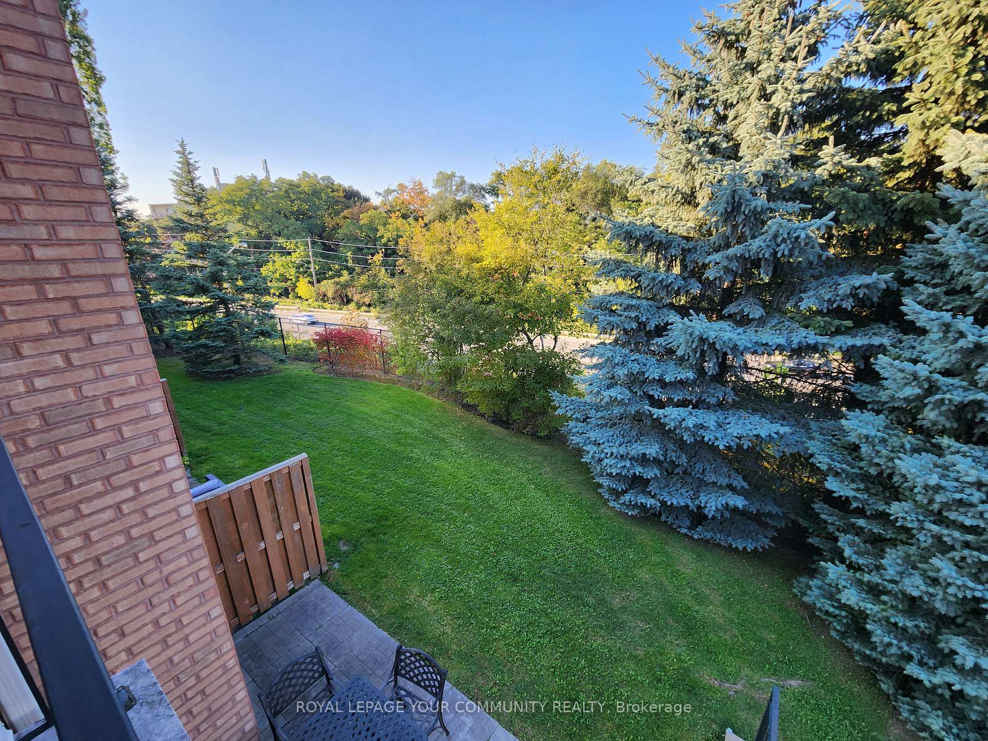 Photo 22 of Unit 202, 80 Aerodrome Crescent, Toronto, Leaside — HOMEH